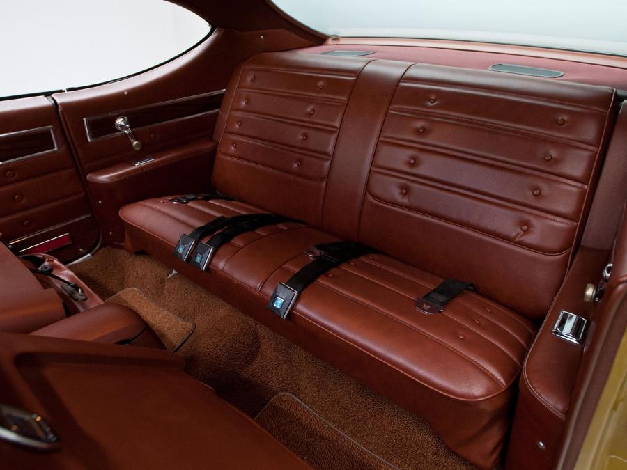  Oldsmobile 442 W-30 Holiday Coupe 1971 года  (фото 5 из 10)